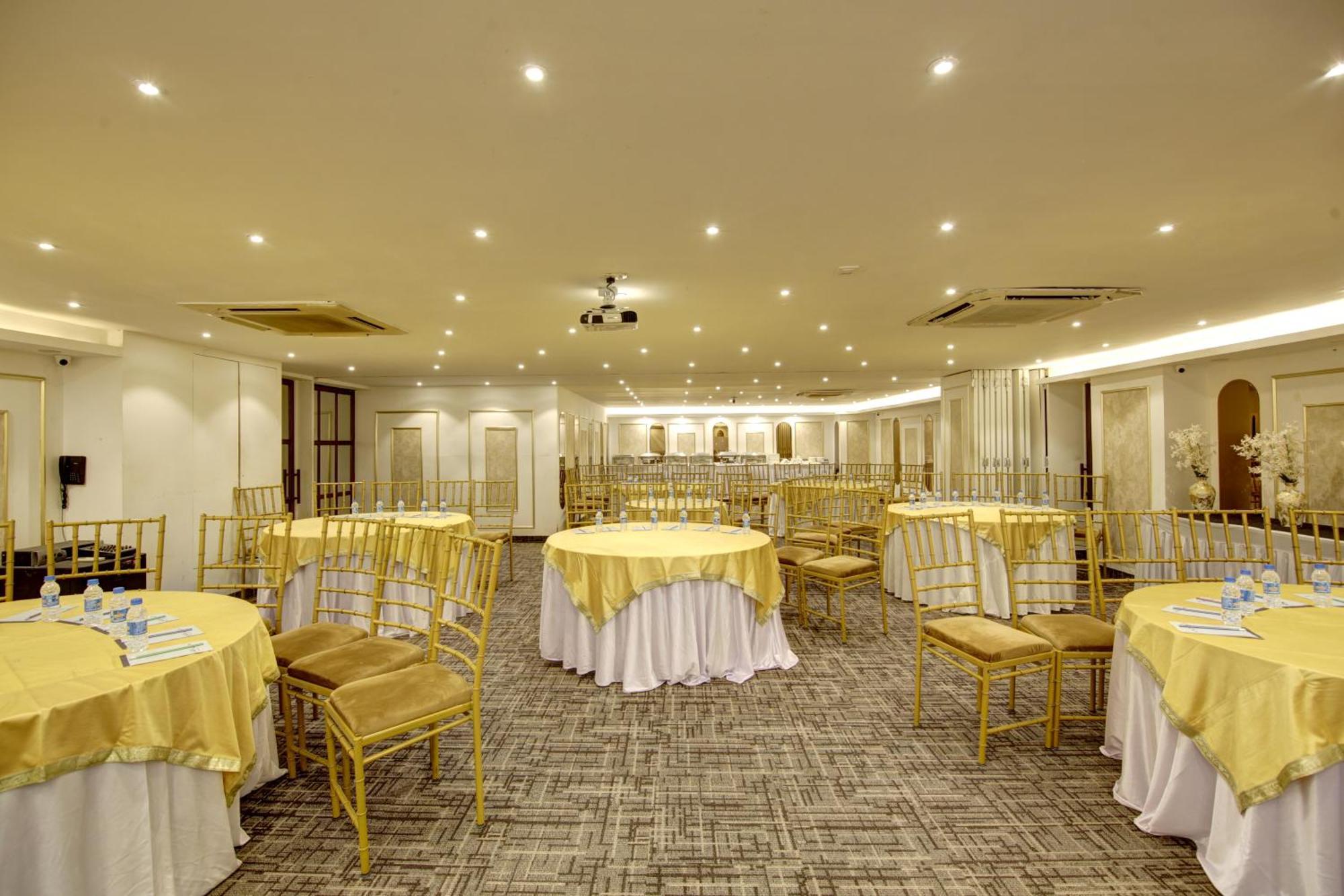 Hotel Town Pallace Inn Patel Nagar New Delhi Delhi (National Capital Territory of India) Exterior foto