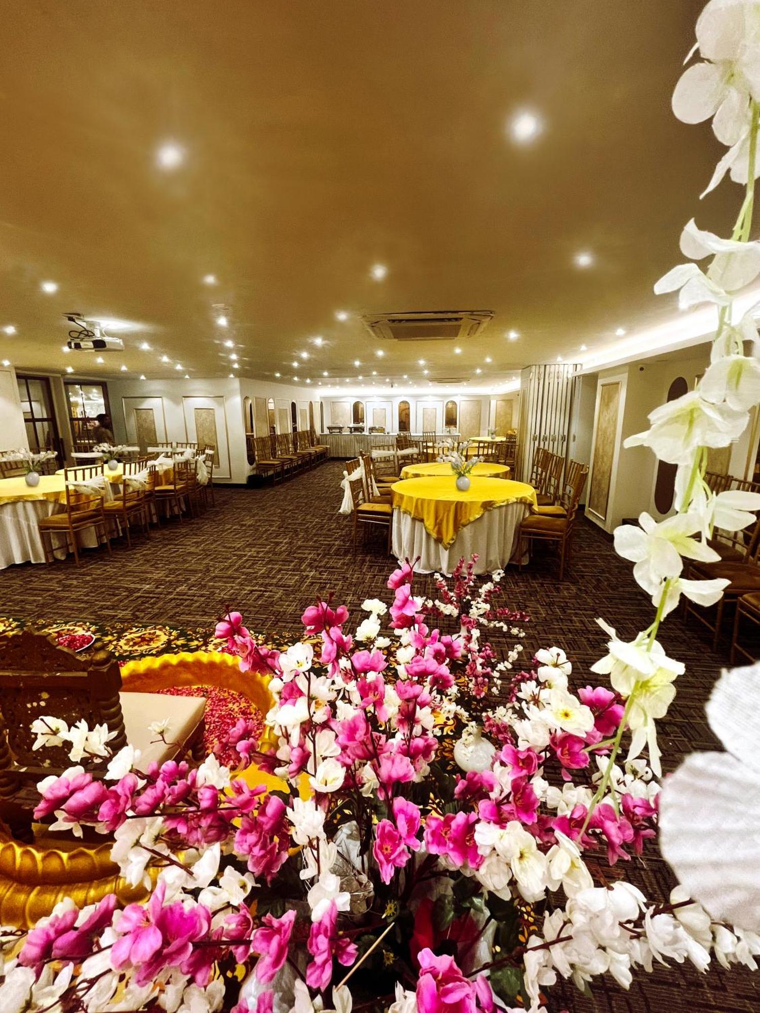 Hotel Town Pallace Inn Patel Nagar New Delhi Delhi (National Capital Territory of India) Exterior foto